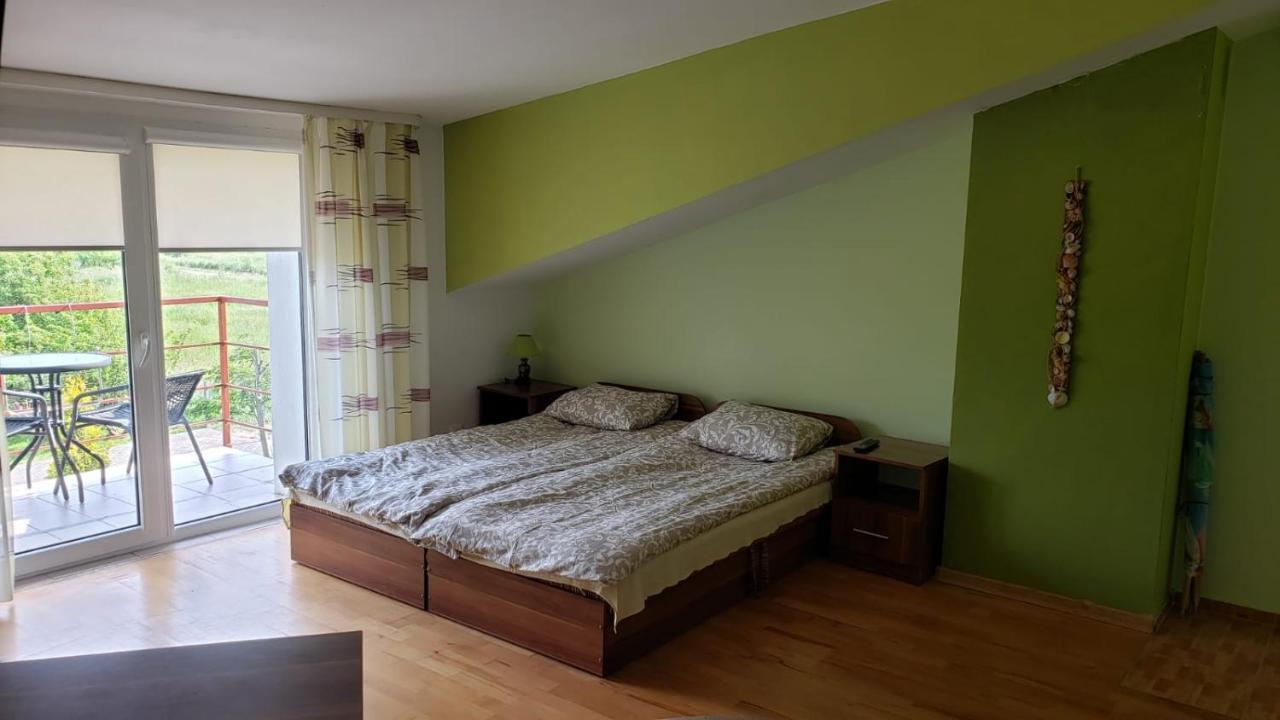 Willa Wega - Pokoje Goscinne I Domki Sianozety Buitenkant foto