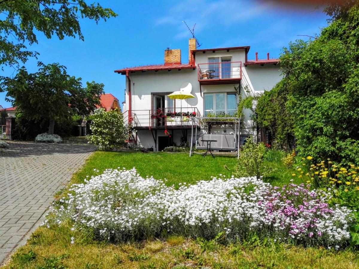 Willa Wega - Pokoje Goscinne I Domki Sianozety Buitenkant foto
