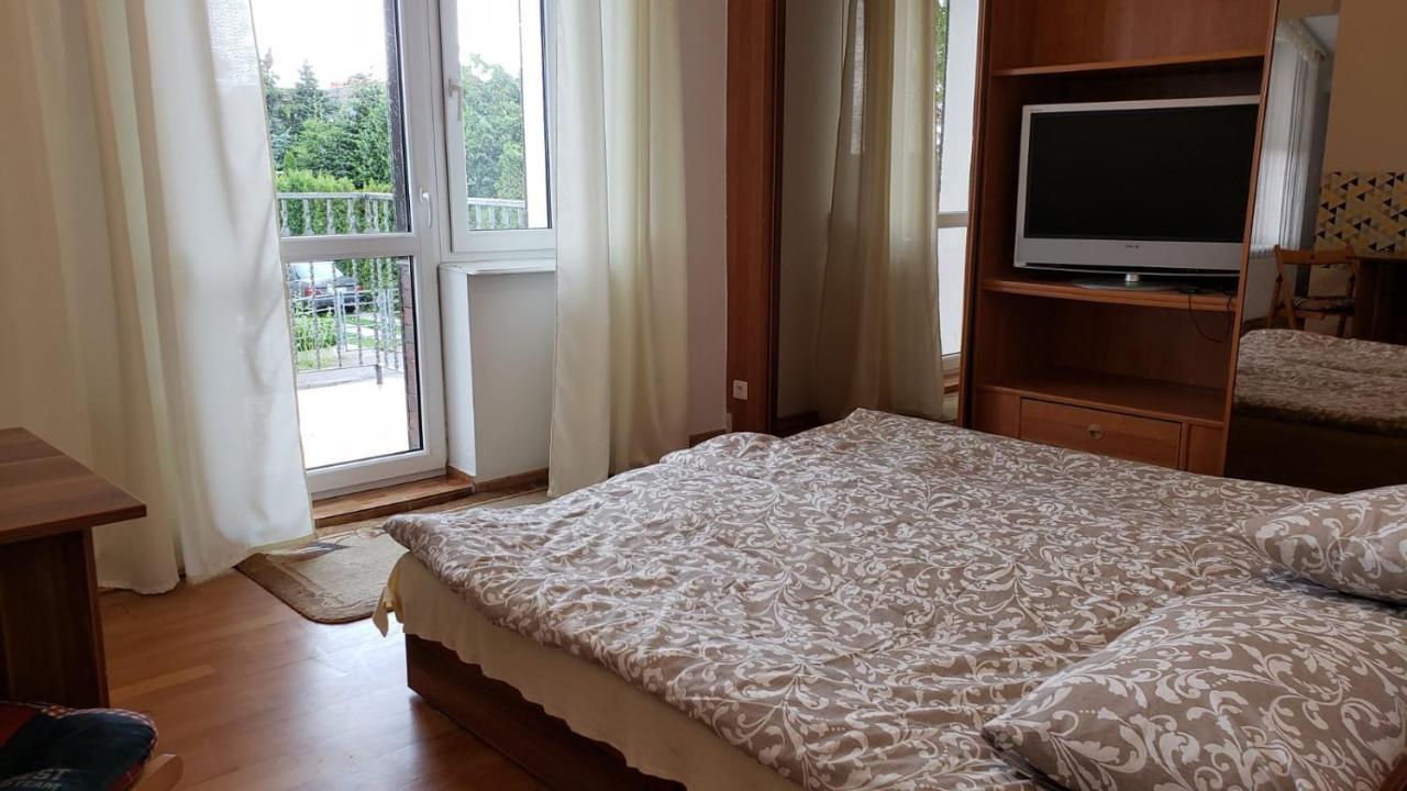 Willa Wega - Pokoje Goscinne I Domki Sianozety Buitenkant foto