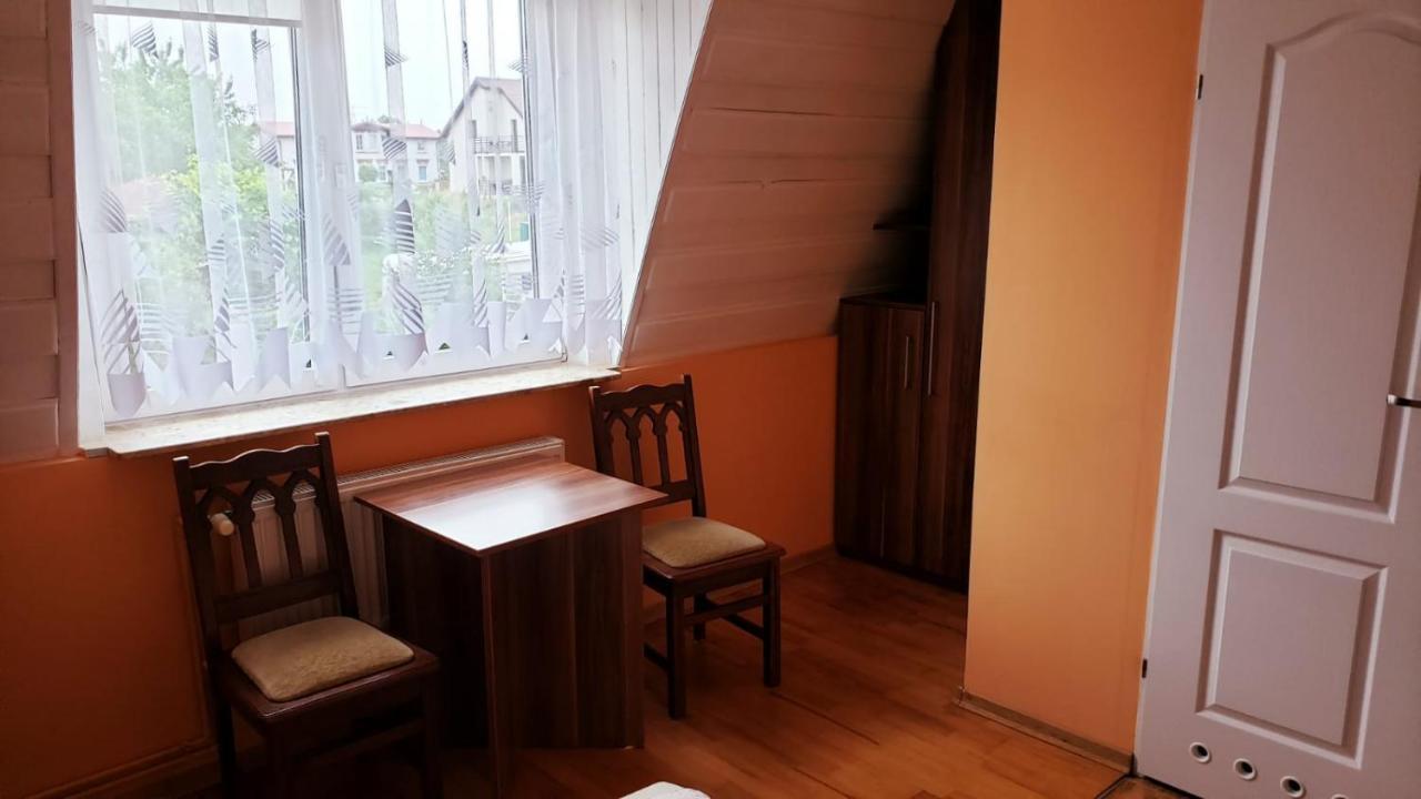 Willa Wega - Pokoje Goscinne I Domki Sianozety Buitenkant foto